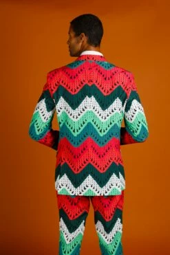 The Dapper Doily | Quilted Print Christmas Suit -US Clothing Sales Store 08 28 Christmas GuysSuits IMG 4103