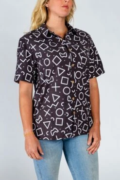 The Loading Screen | Black And White Button-Up Shirt Inspired By Playstation 13 The Loading Screen | Black And White Button-Up Shirt Inspired By Playstation -US Clothing Sales Store 10 30 Playstation 1861